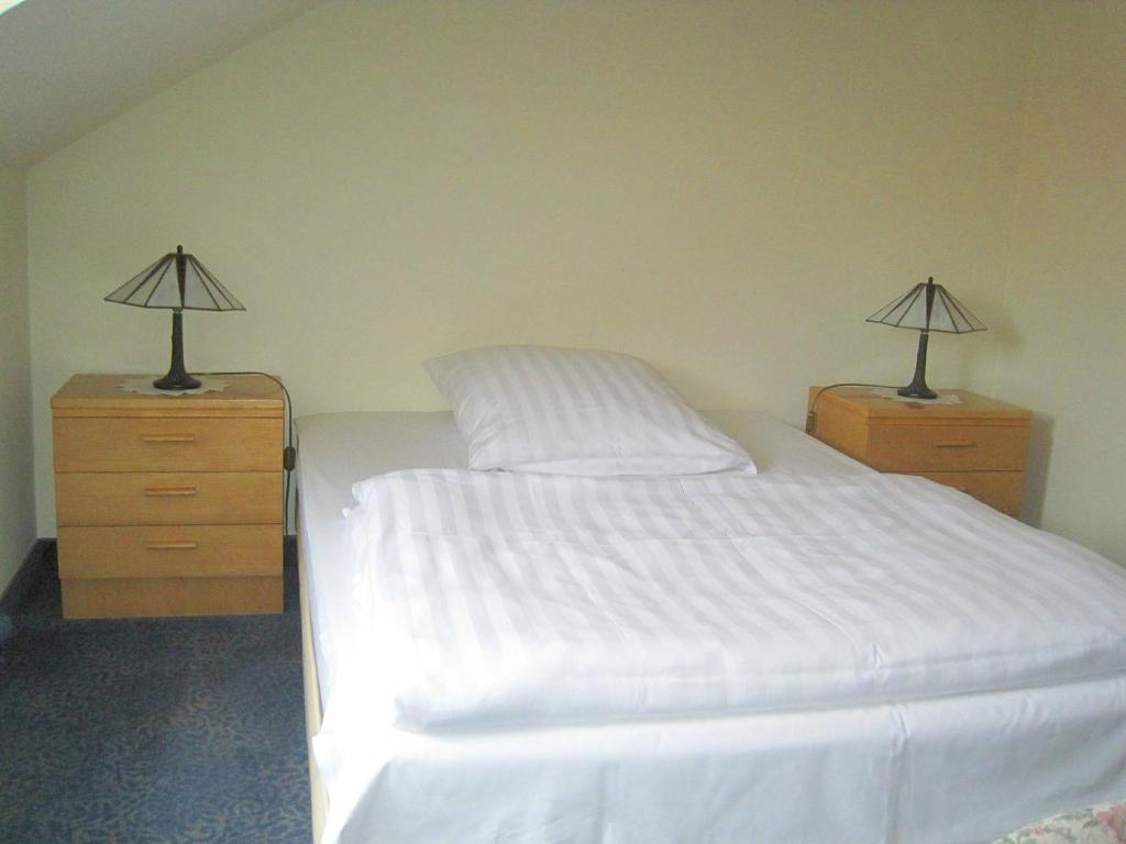 Hotel Loewen Randersacker Habitación foto
